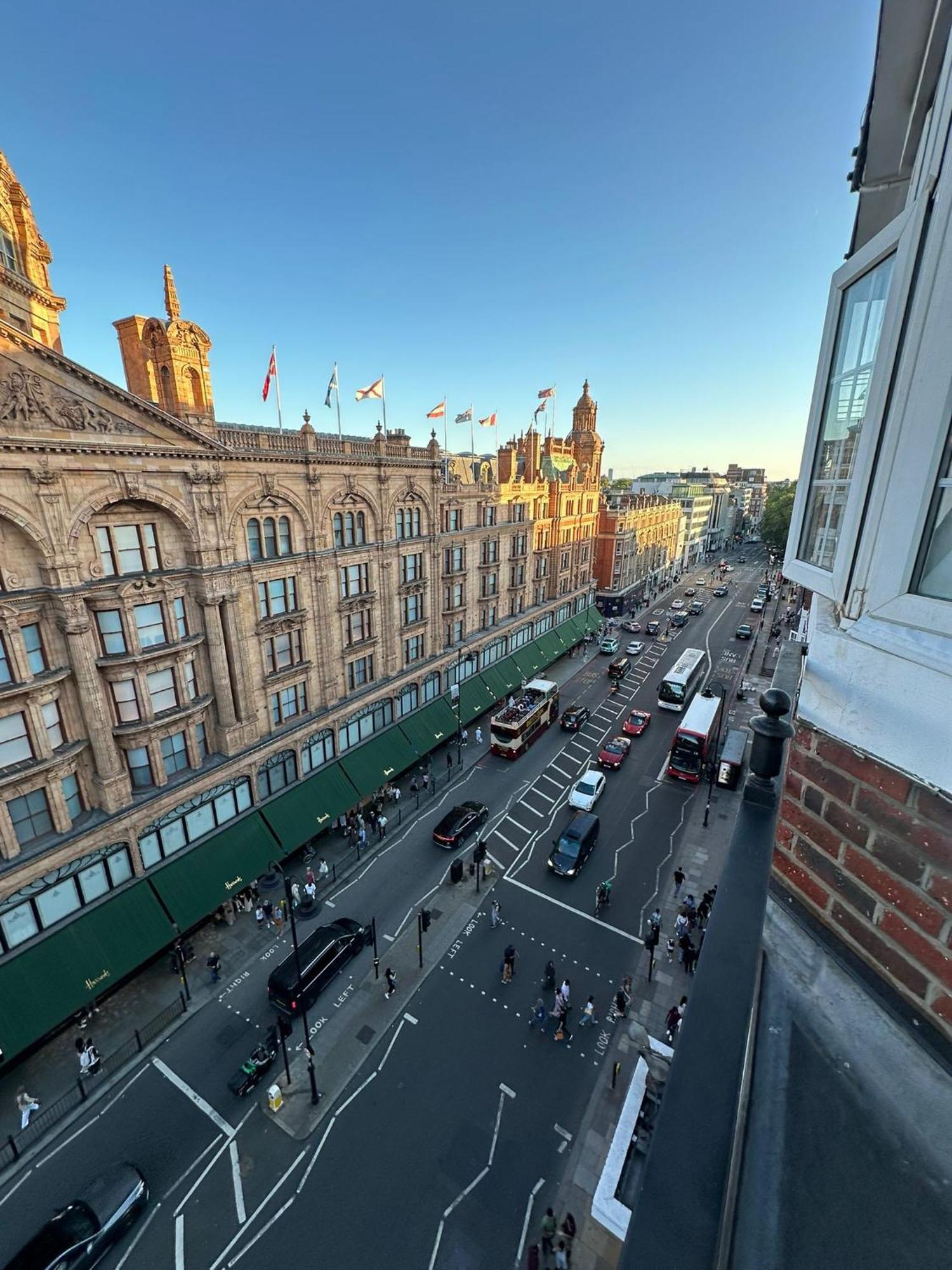 Knightsbridge Luxurious Residence - Facing Harrods 伦敦 外观 照片