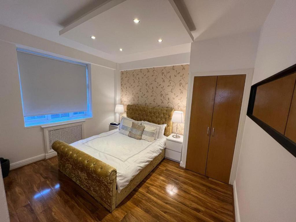 Knightsbridge Luxurious Residence - Facing Harrods 伦敦 外观 照片