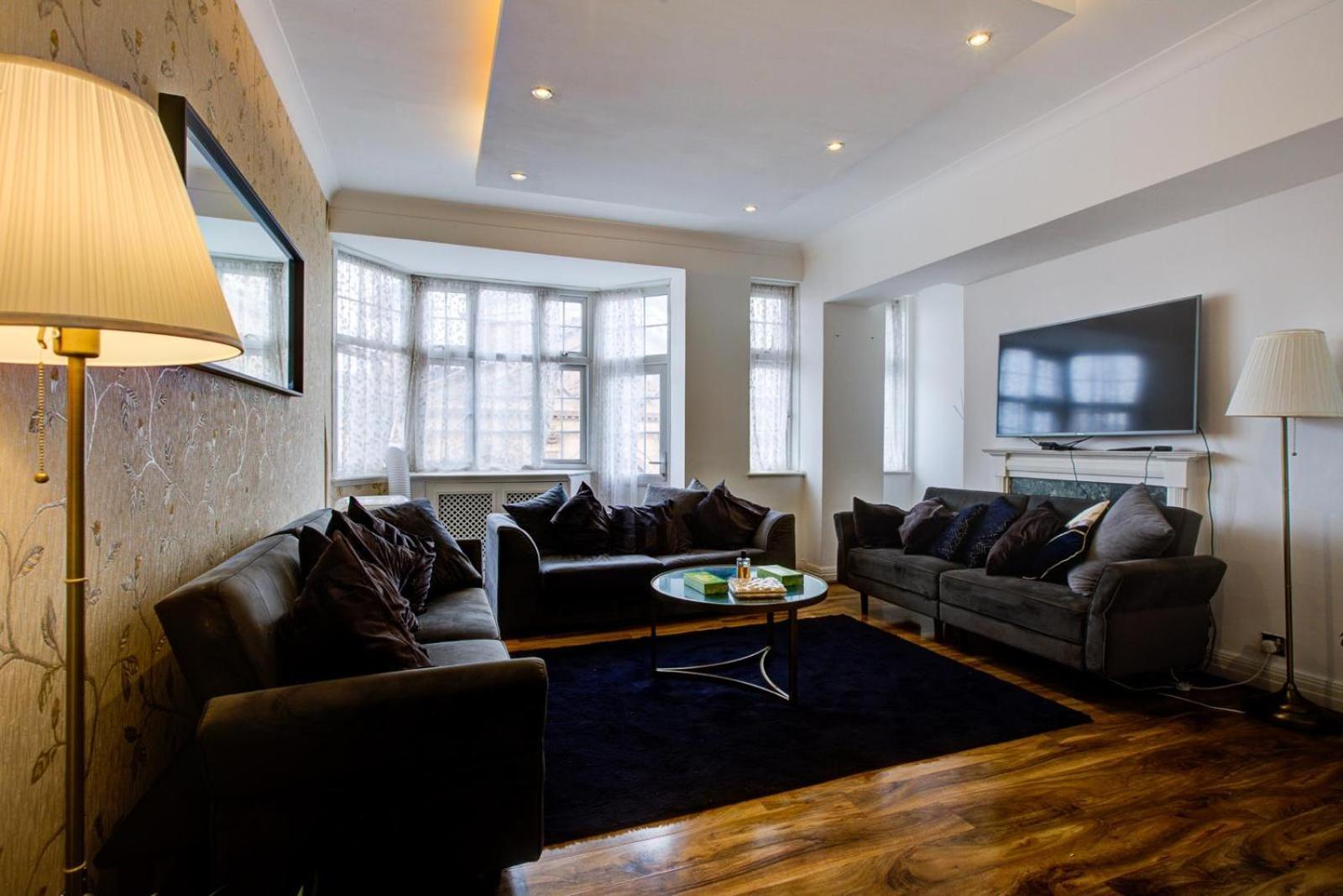 Knightsbridge Luxurious Residence - Facing Harrods 伦敦 外观 照片