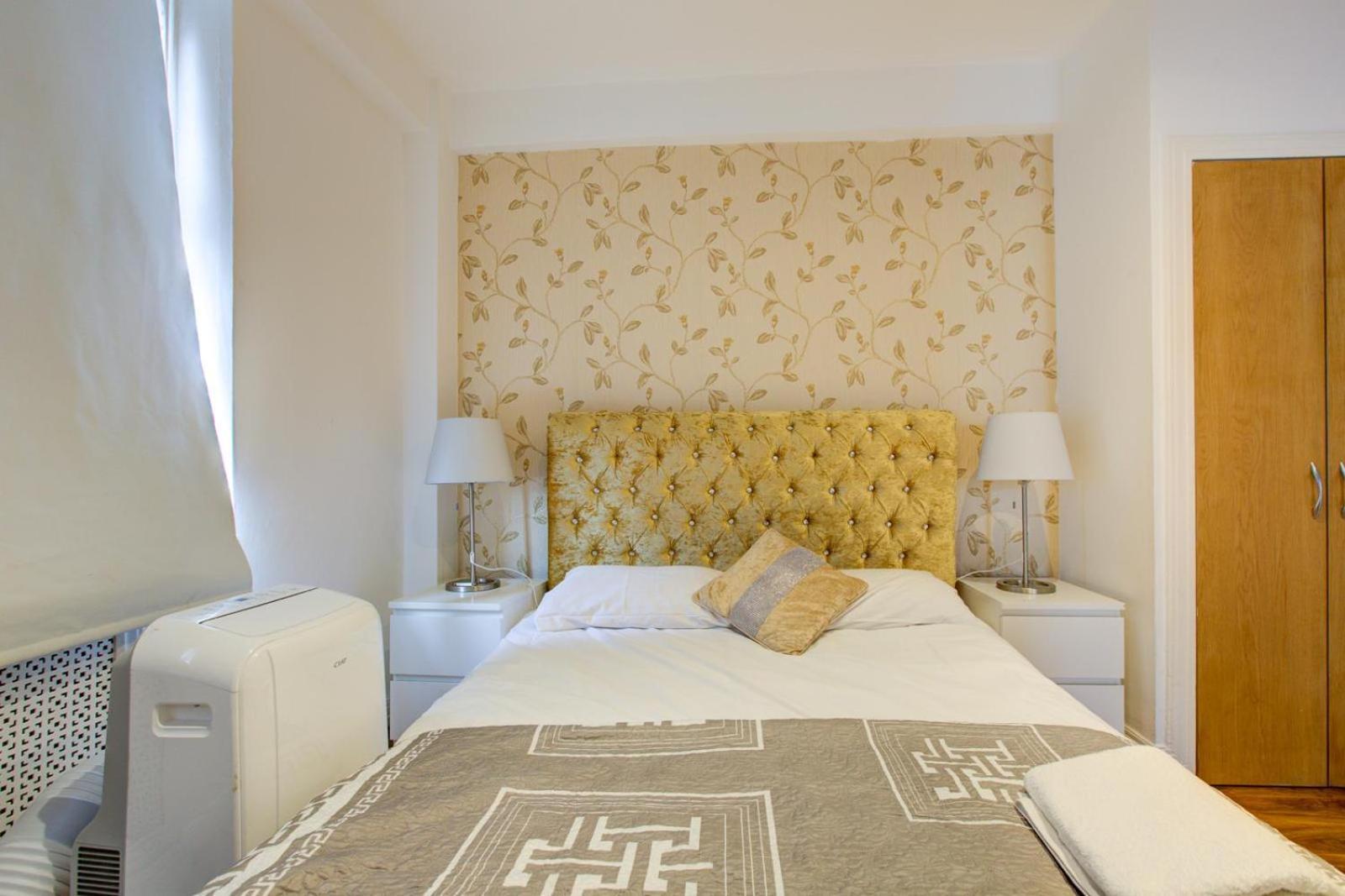 Knightsbridge Luxurious Residence - Facing Harrods 伦敦 外观 照片